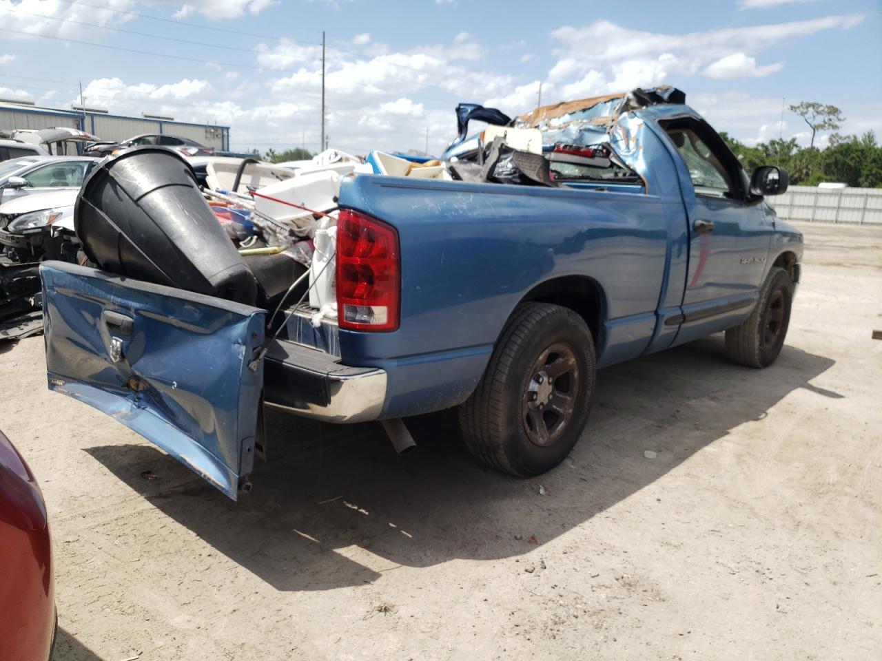 Photo 4 from auction – 2005 DODGE RAM 1500 S with VIN 1D7HA16K95J648880