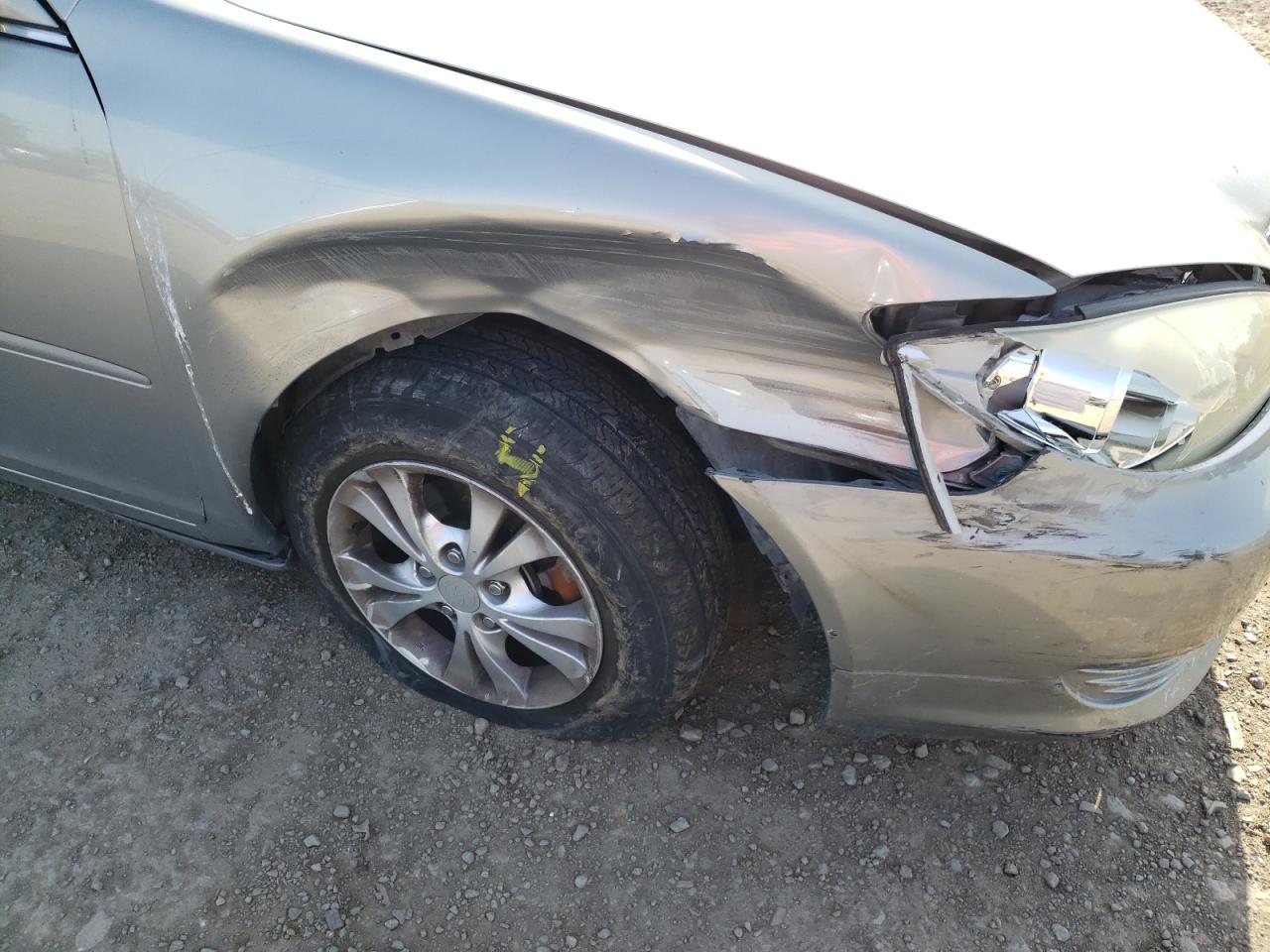 Photo 9 from auction – 2005 TOYOTA CAMRY LE with VIN 4T1BF32K95U590864