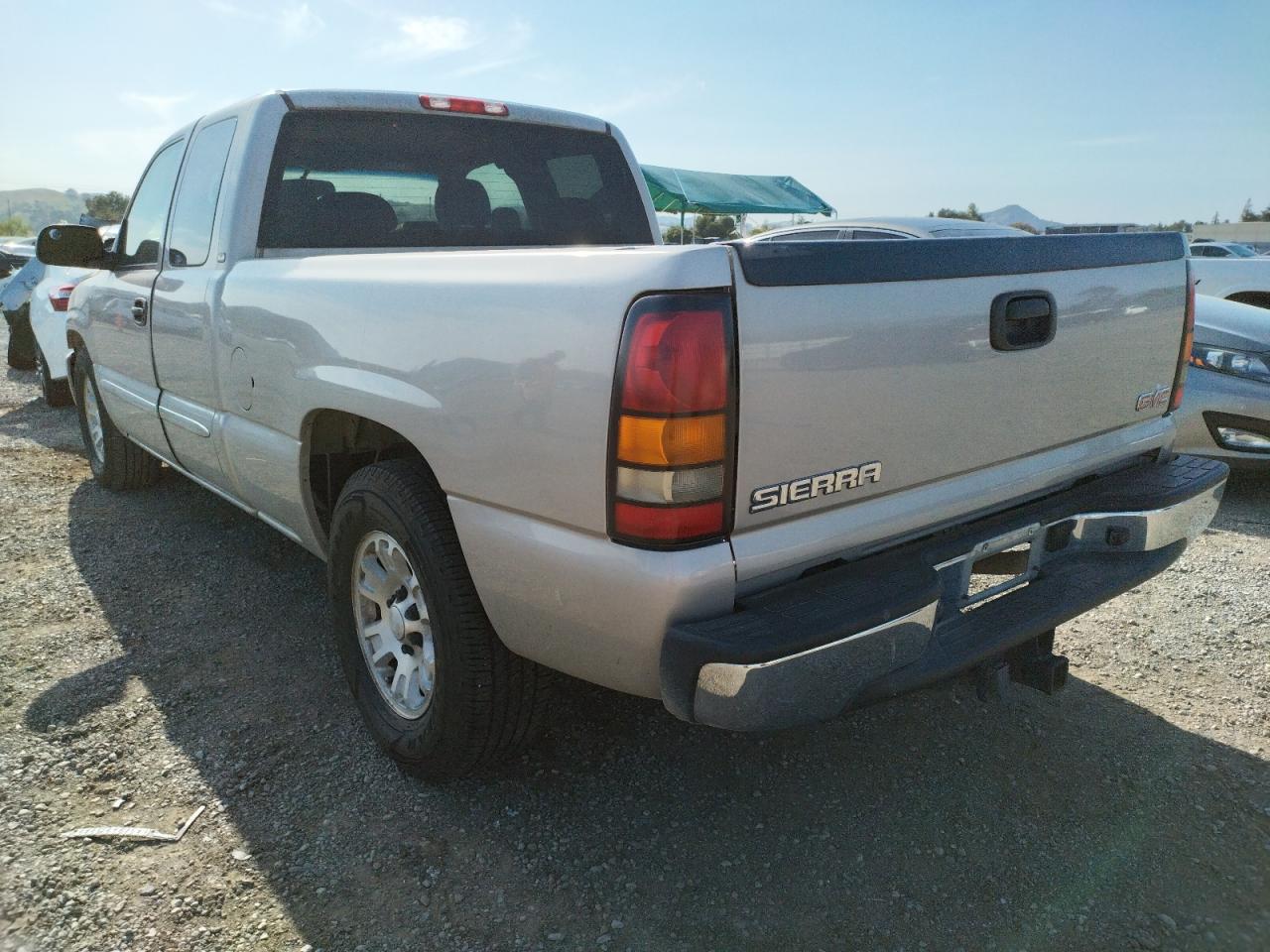 Photo 3 from auction – 2006 GMC NEW SIERRA with VIN 1GTEC19T66Z161943