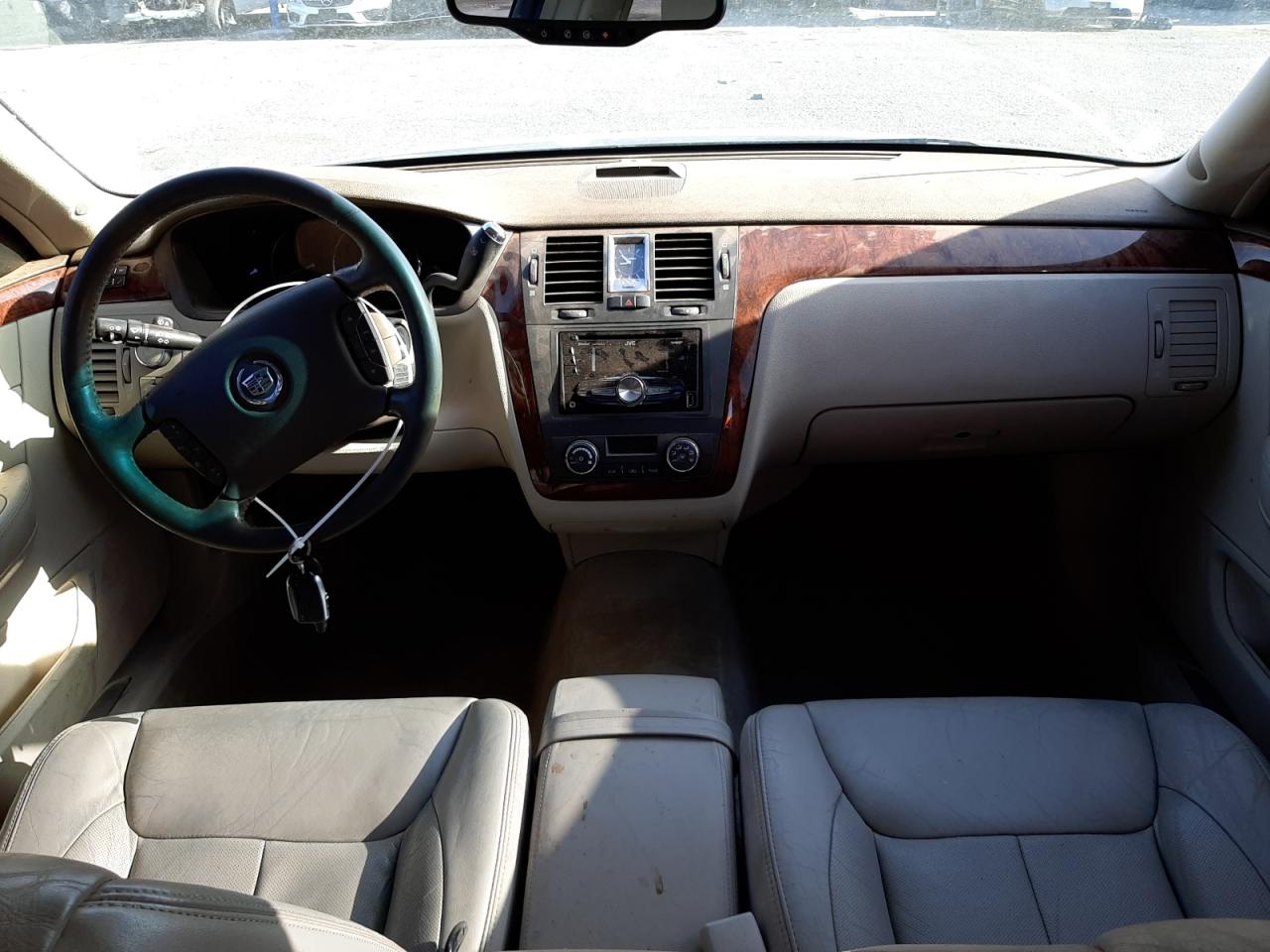 Photo 9 from auction – 2006 CADILLAC DTS with VIN 1G6KD57Y36U119994