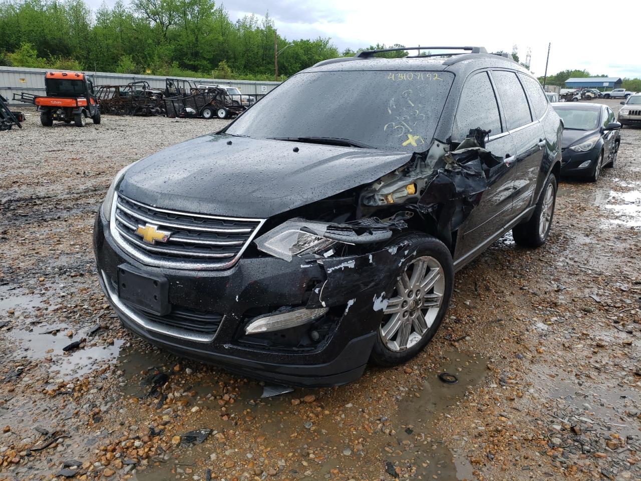 Photo 2 from auction – 2013 CHEVROLET TRAVERSE L with VIN 1GNKVGKD5DJ141172