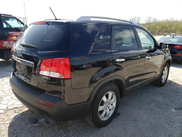 Photo 4 from auction – 2013 KIA SORENTO LX with VIN 5XYKTDA25DG348013