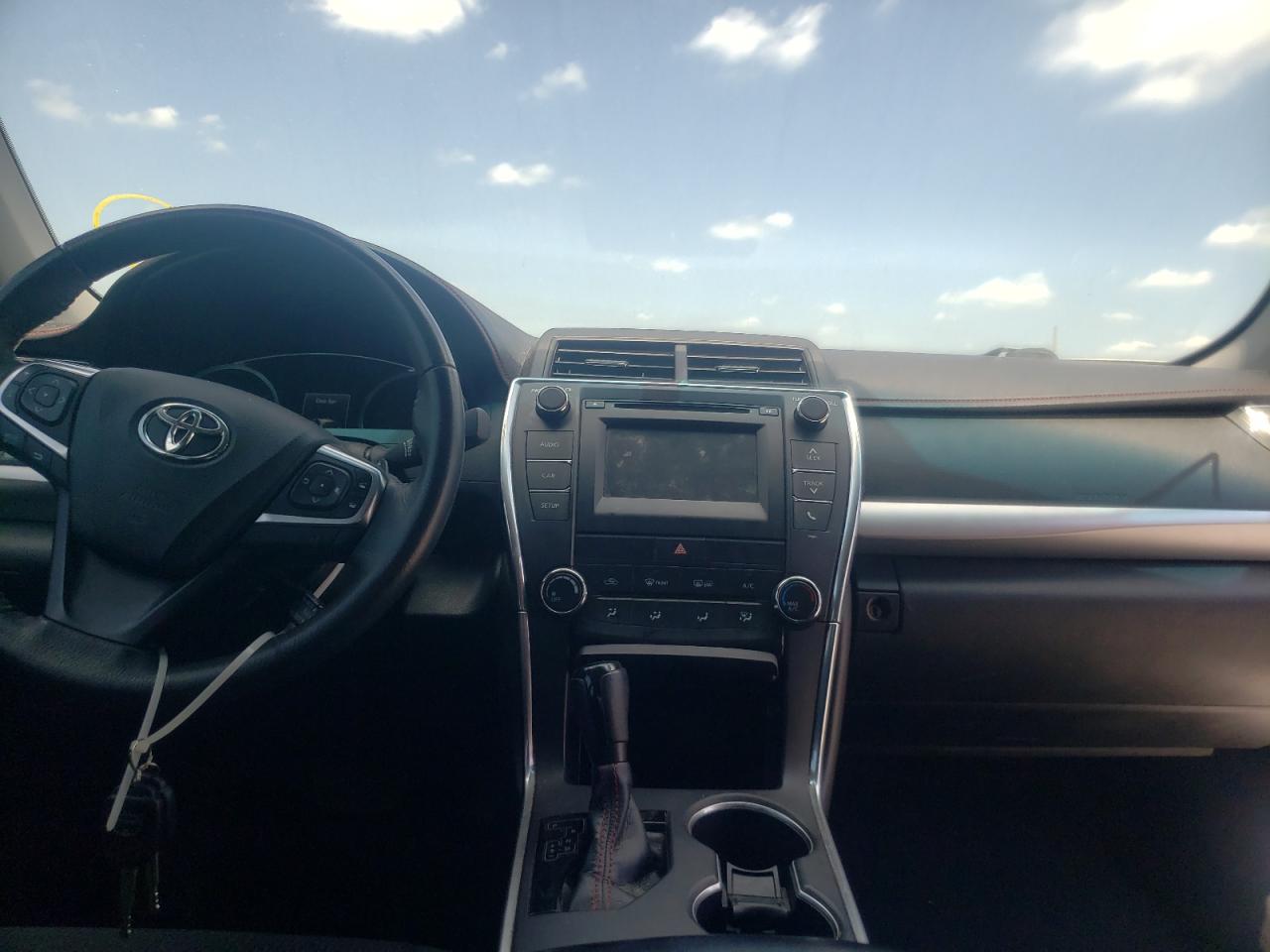 Photo 9 from auction – 2017 TOYOTA CAMRY LE with VIN 4T1BF1FK8HU454941