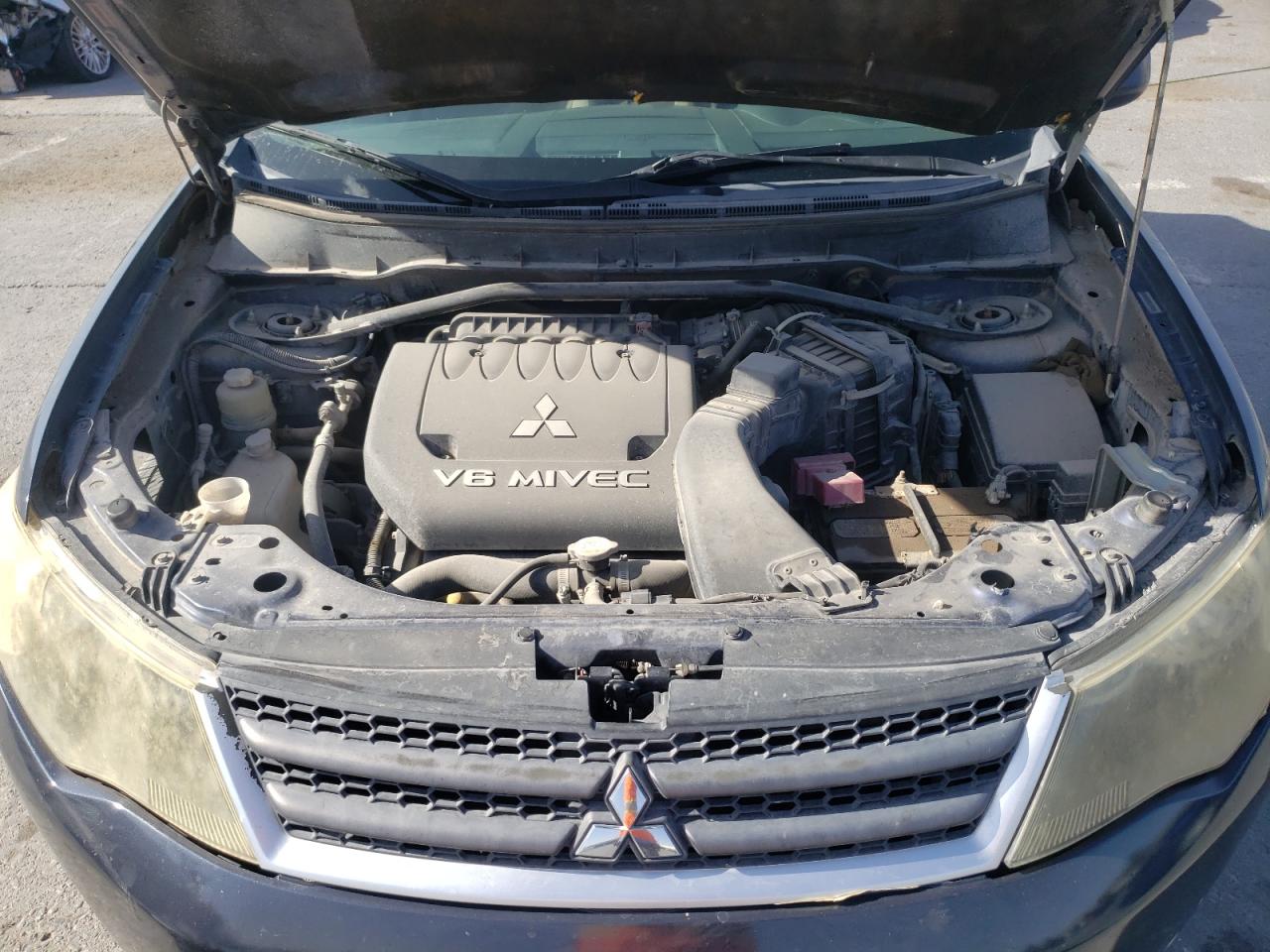 Photo 7 from auction – 2007 MITSUBISHI OUTLANDER with VIN JA4MT31X57U013233