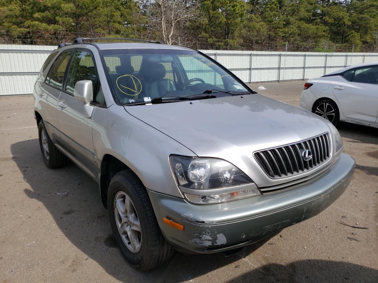 LEXUS RX 300 2000 with VIN JT6HF10U1Y0140894 - Photo from auction