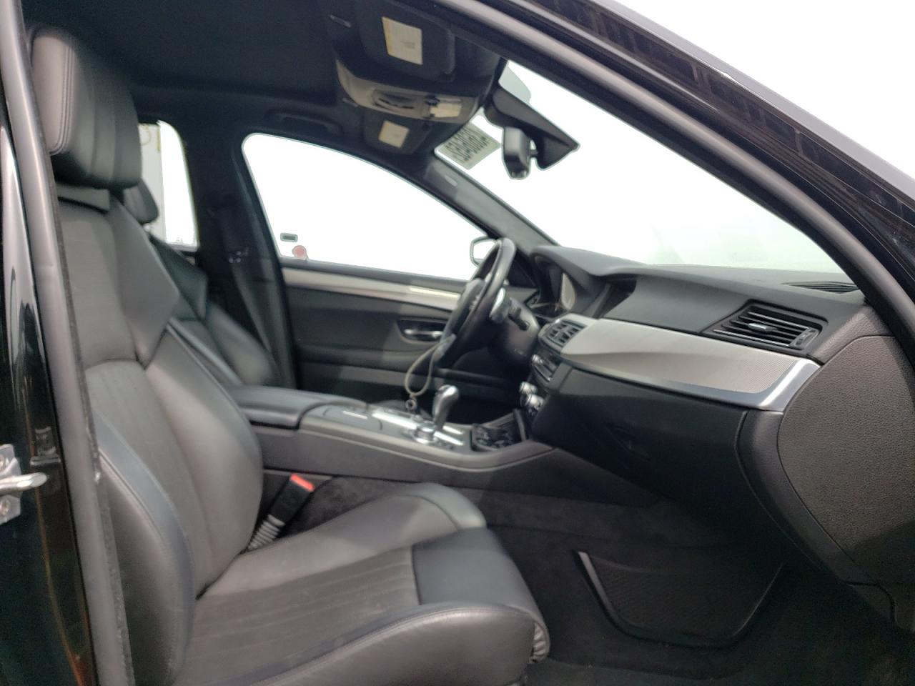 Photo 5 from auction – 2013 BMW M5 with VIN WBSFV9C51DD095571