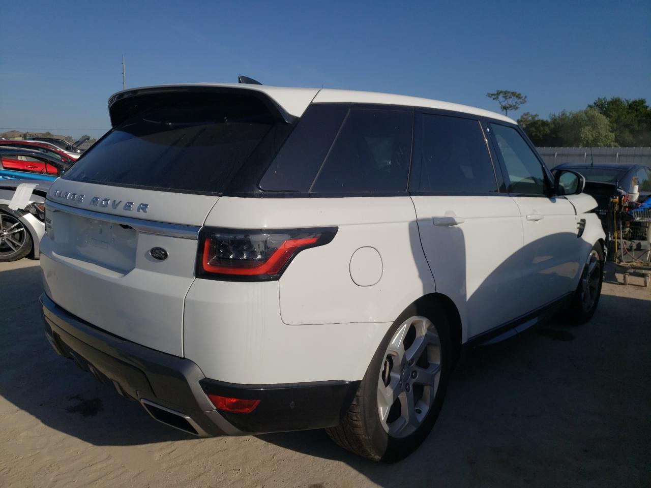 Photo 4 from auction – 2019 LAND ROVER RANGE ROVE with VIN SALWR2RV5KA825158