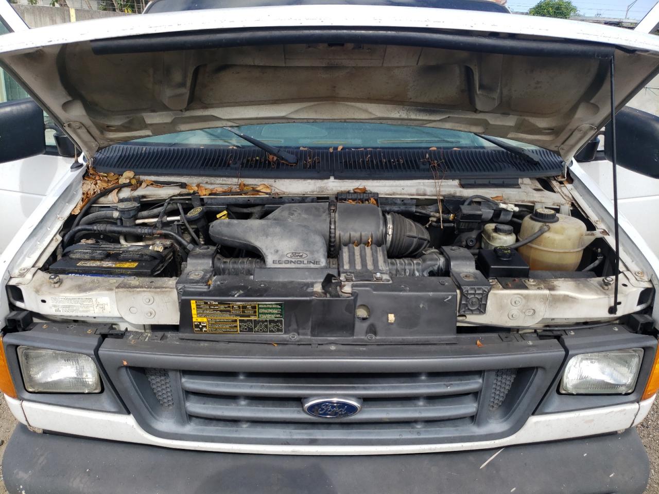 Photo 7 from auction – 2004 FORD ECONOLINE with VIN 1FTNE24W54HB36004