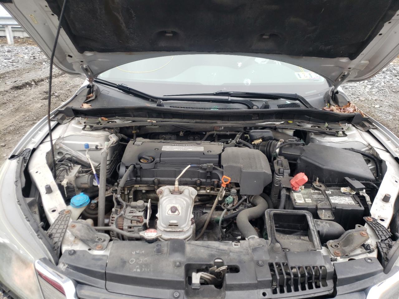 Photo 7 from auction – 2013 HONDA ACCORD EX with VIN 1HGCR2F79DA102353