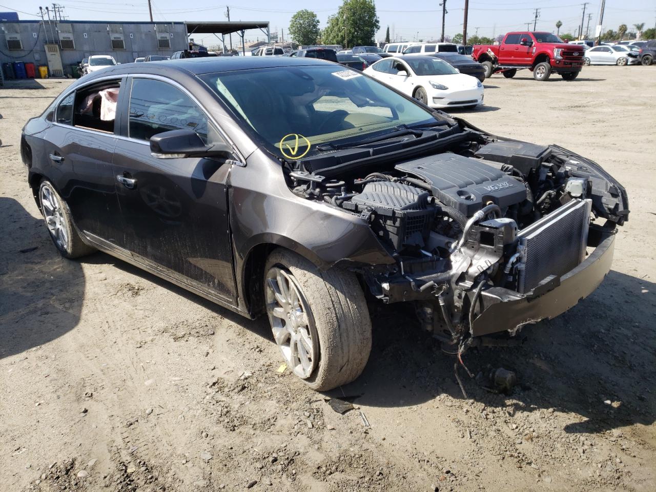 BUICK LACROSSE 2014 with VIN 1G4GB5G33EF172089 - Photo from auction