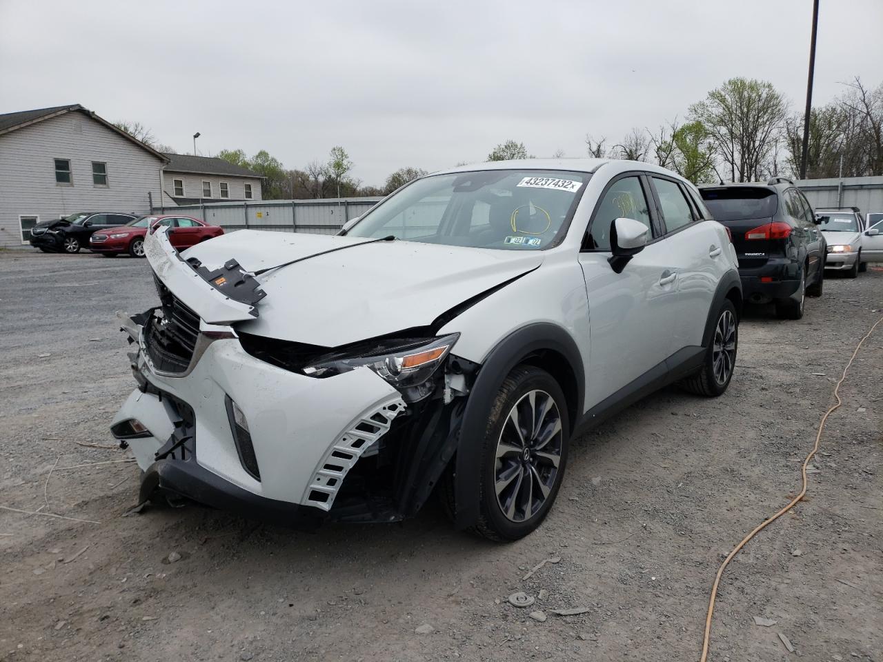 Photo 2 from auction – 2019 MAZDA CX-3 TOURI with VIN JM1DKFC7XK0452564
