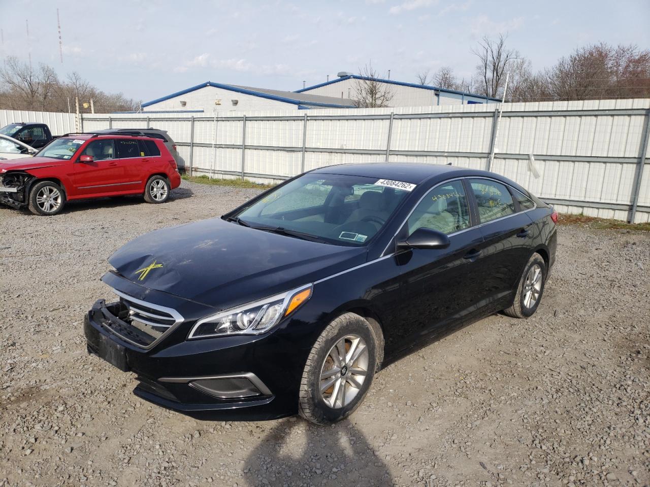 Photo 2 from auction – 2016 HYUNDAI SONATA SE with VIN 5NPE24AF2GH305670