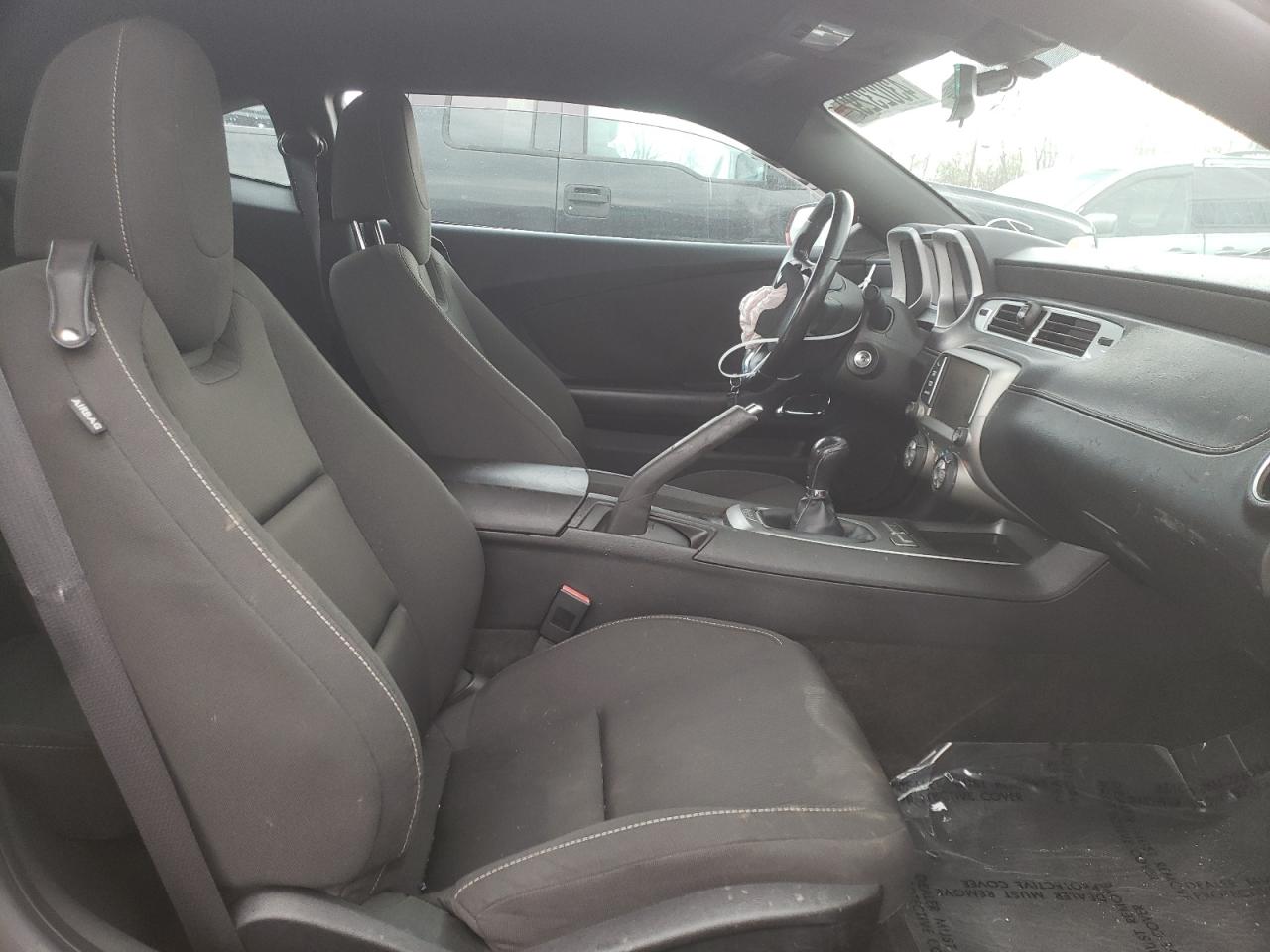 Photo 19 from auction – 2015 CHEVROLET CAMARO with VIN 2G1FC1E35F9201538