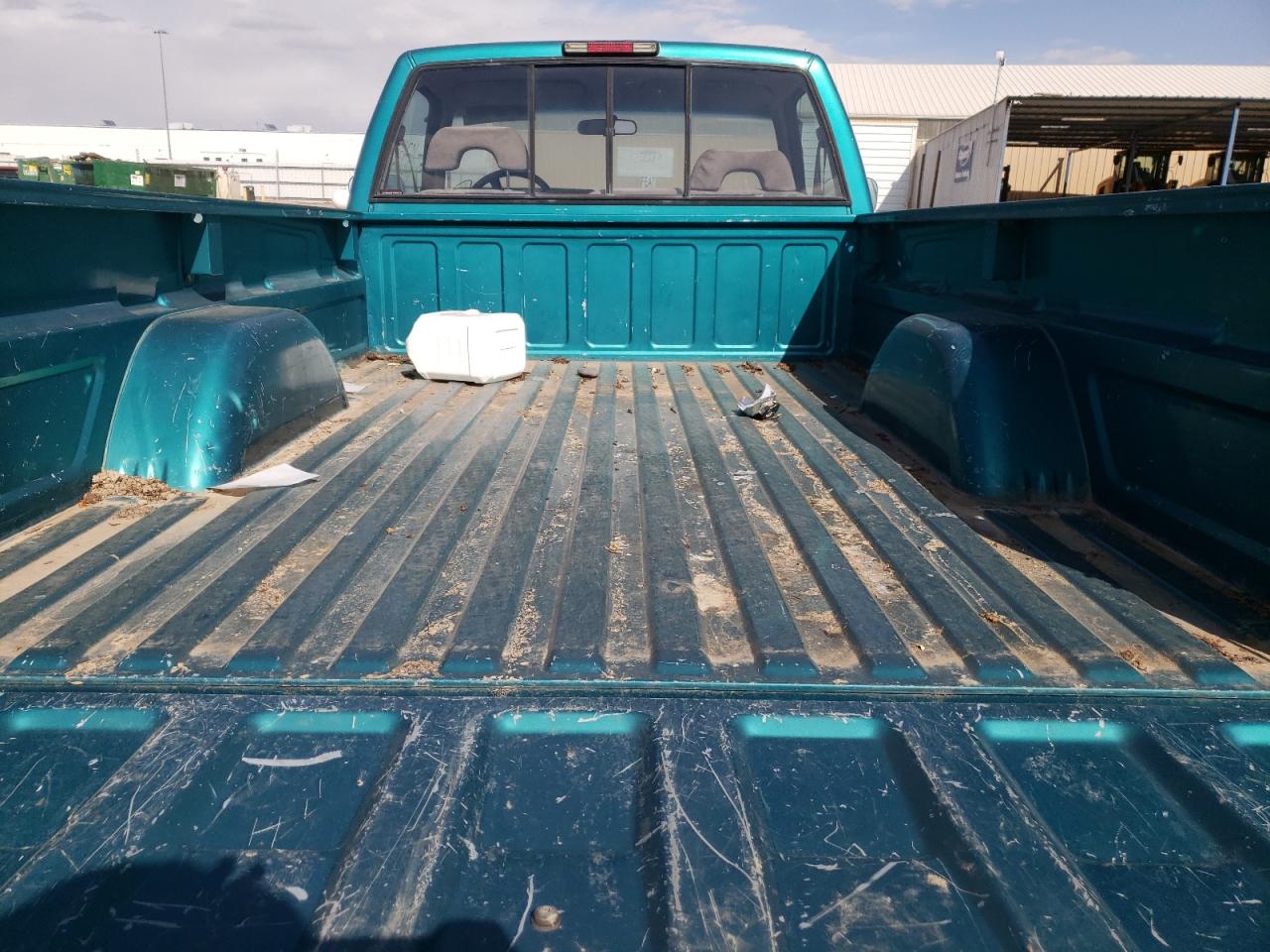Photo 6 from auction – 1994 GMC SIERRA C15 with VIN 1GTEC14K8RZ551817