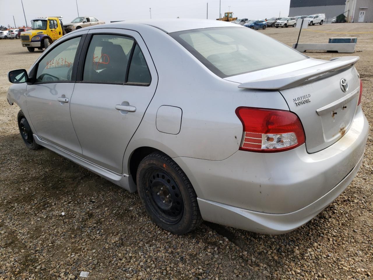 Photo 3 from auction – 2007 TOYOTA YARIS with VIN JTDBT923571008482