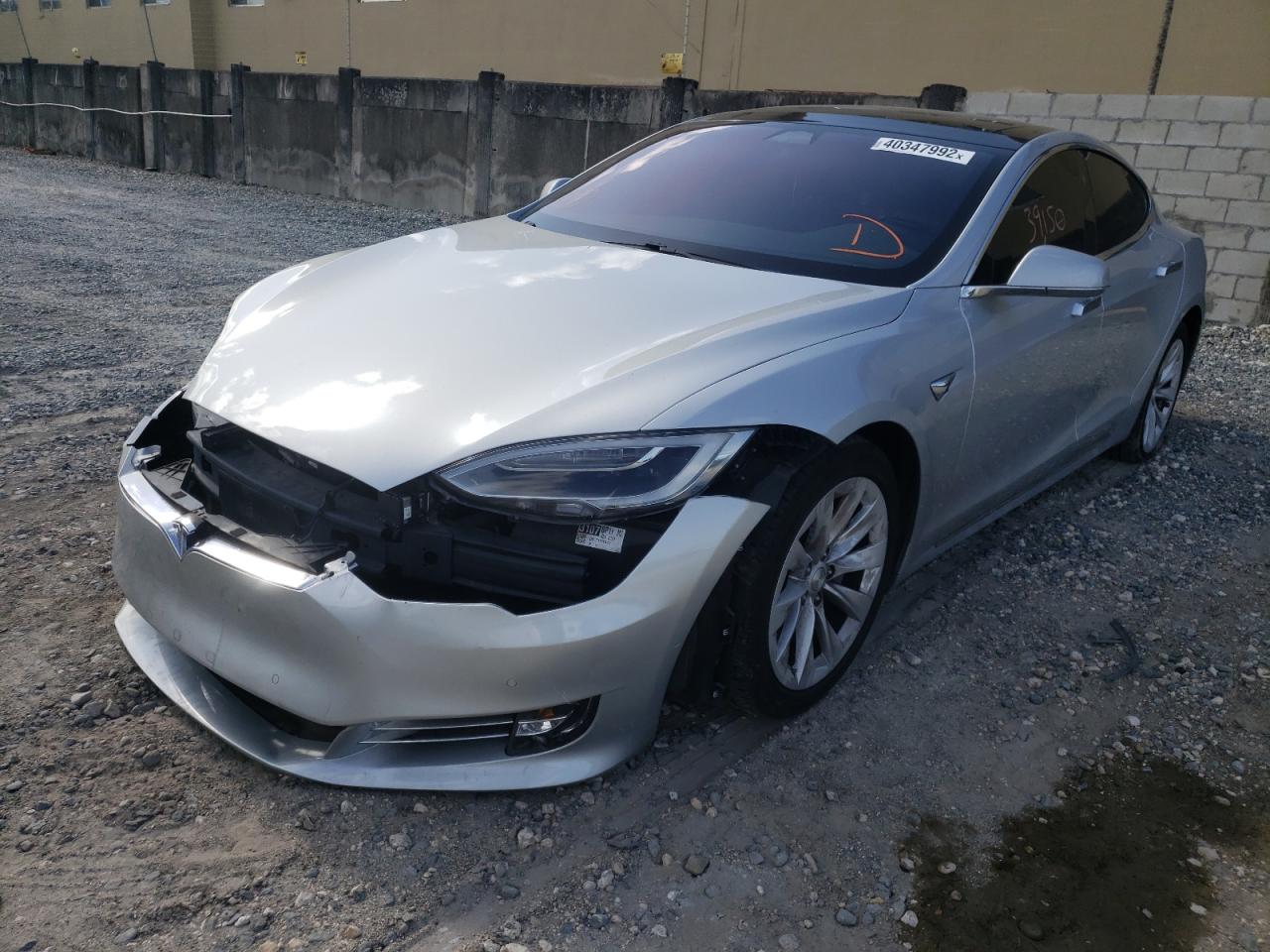 Photo 2 from auction – 2017 TESLA MODEL S with VIN 5YJSA1E27HF187885