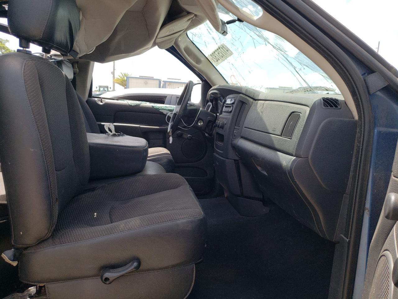 Photo 5 from auction – 2005 DODGE RAM 1500 S with VIN 1D7HA16K95J648880