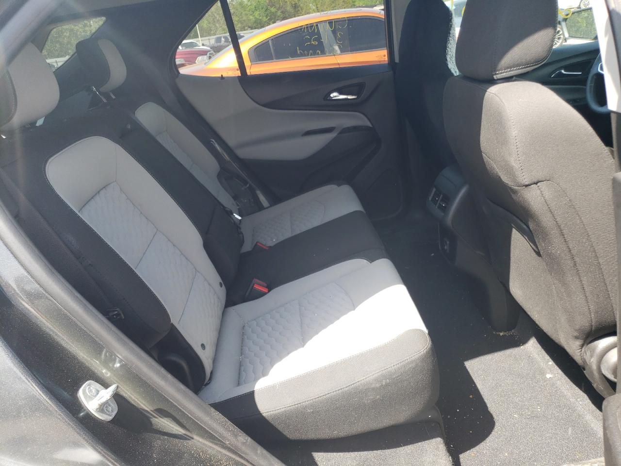 Photo 6 from auction – 2020 CHEVROLET EQUINOX LS with VIN 2GNAXHEV4L6279944