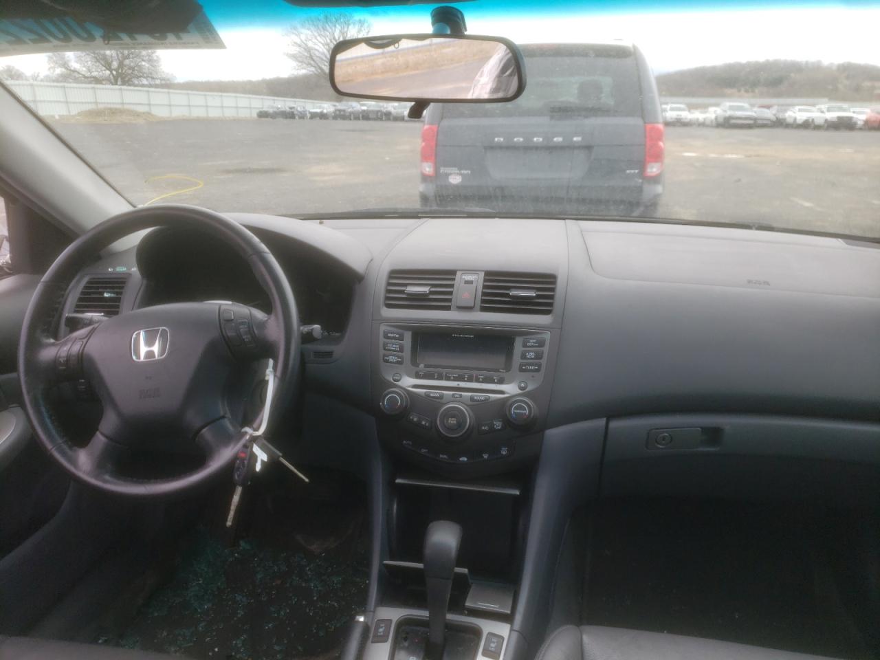 Photo 9 from auction – 2007 HONDA ACCORD EX with VIN 1HGCM66557A025229