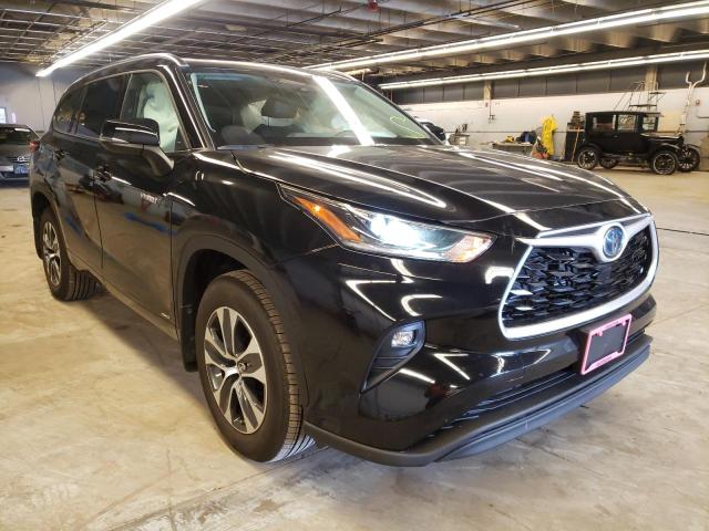 TOYOTA HIGHLANDER 2021 with VIN 5TDHBRCH5MS537436 - Photo from auction