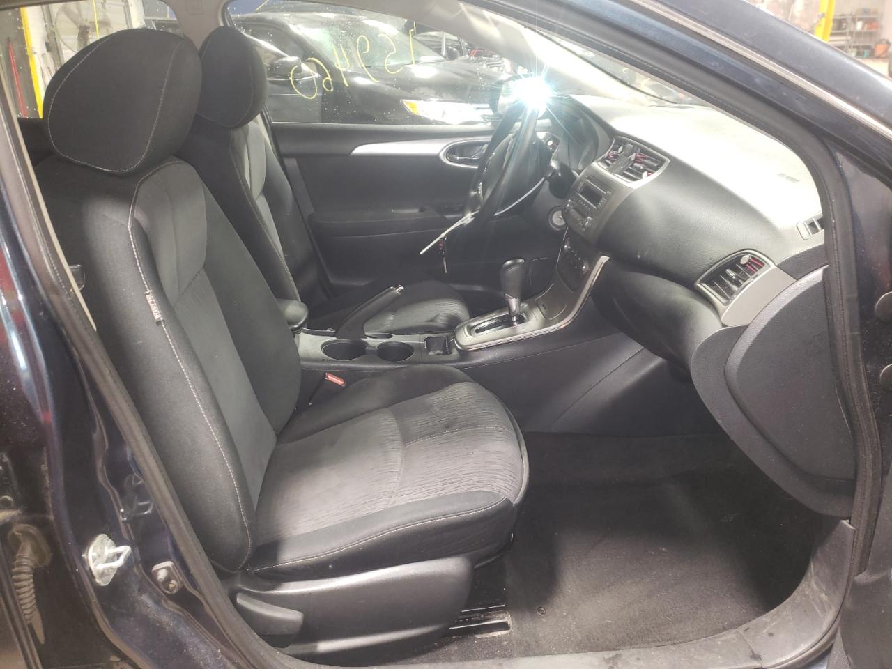 Photo 5 from auction – 2014 NISSAN SENTRA S with VIN 3N1AB7AP1EL669636