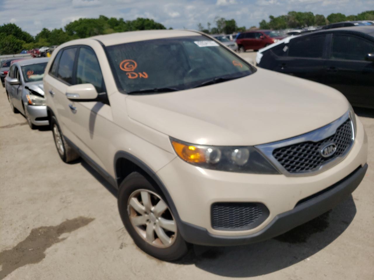 KIA SORENTO BA 2011 with VIN 5XYKT3A13BG040918 - Photo from auction