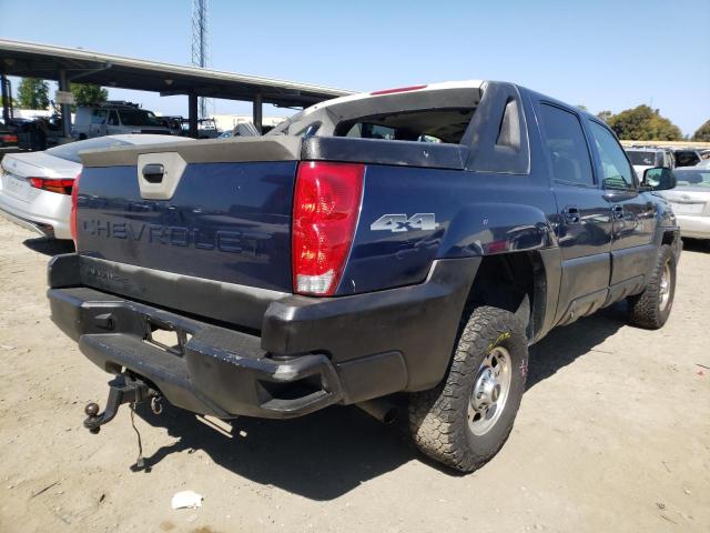 Photo 4 from auction – 2002 CHEVROLET AVALANCHE with VIN 3GNGK23G52G322409