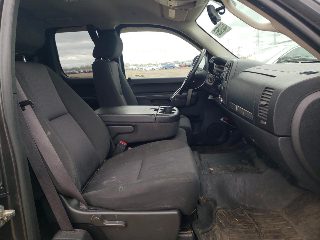 Photo 5 from auction – 2011 GMC SIERRA K15 with VIN 1GTR2VE36BZ252769