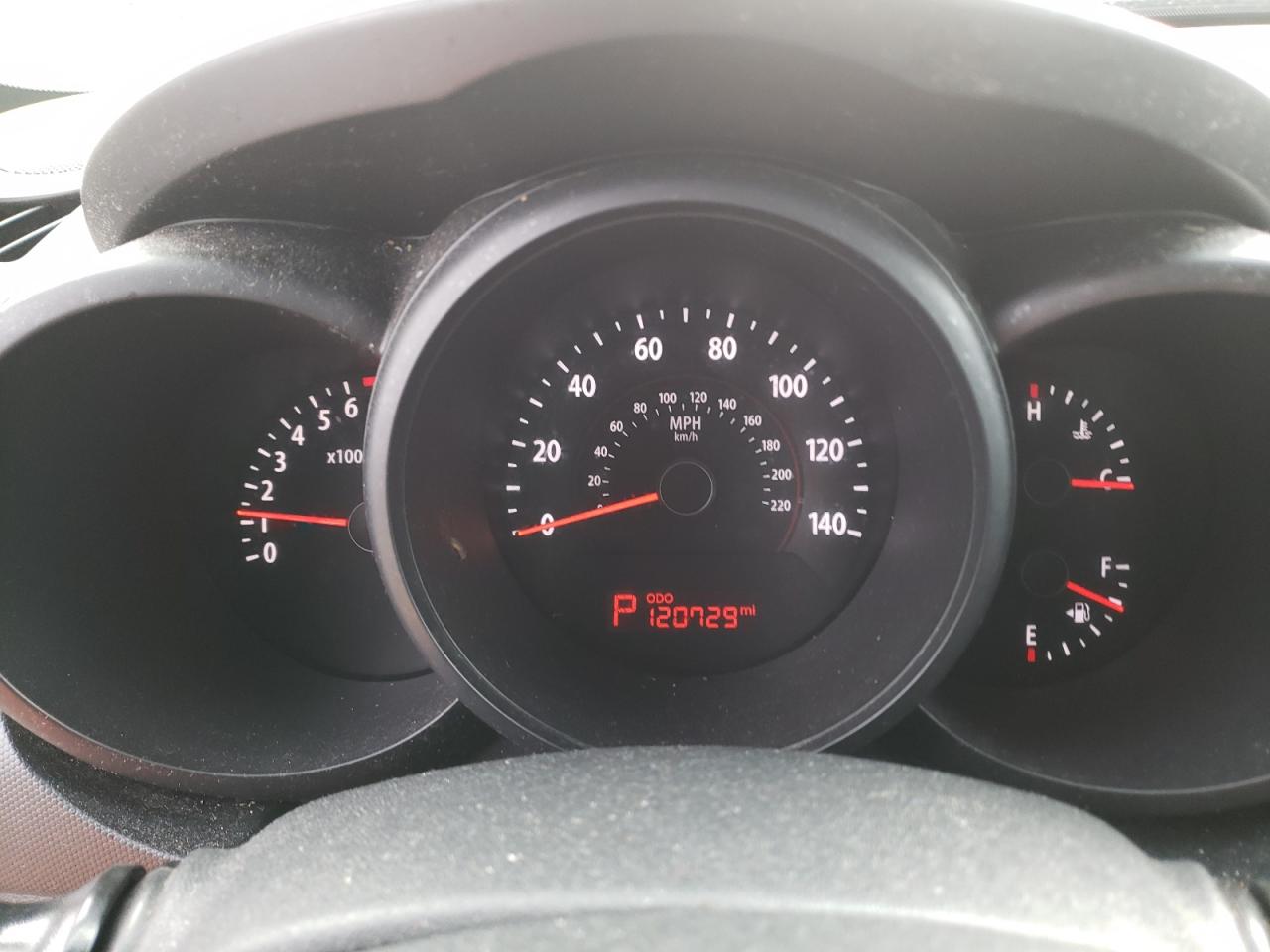 Zdjęcie 8 z aukcji – 2010 KIA SOUL + z VIN KNDJT2A23A7055767
