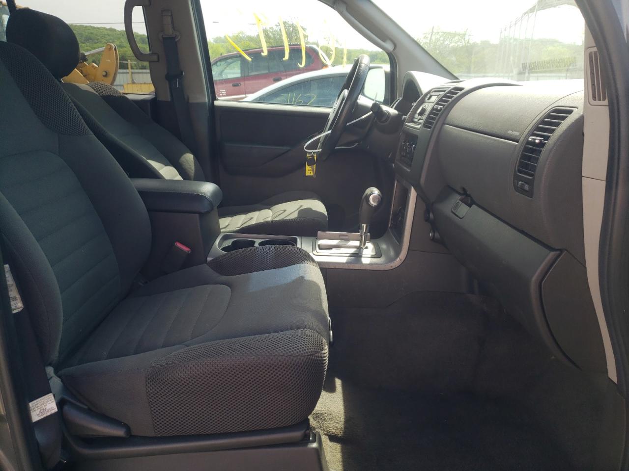 Photo 5 from auction – 2008 NISSAN PATHFINDER with VIN 5N1AR18B98C635892