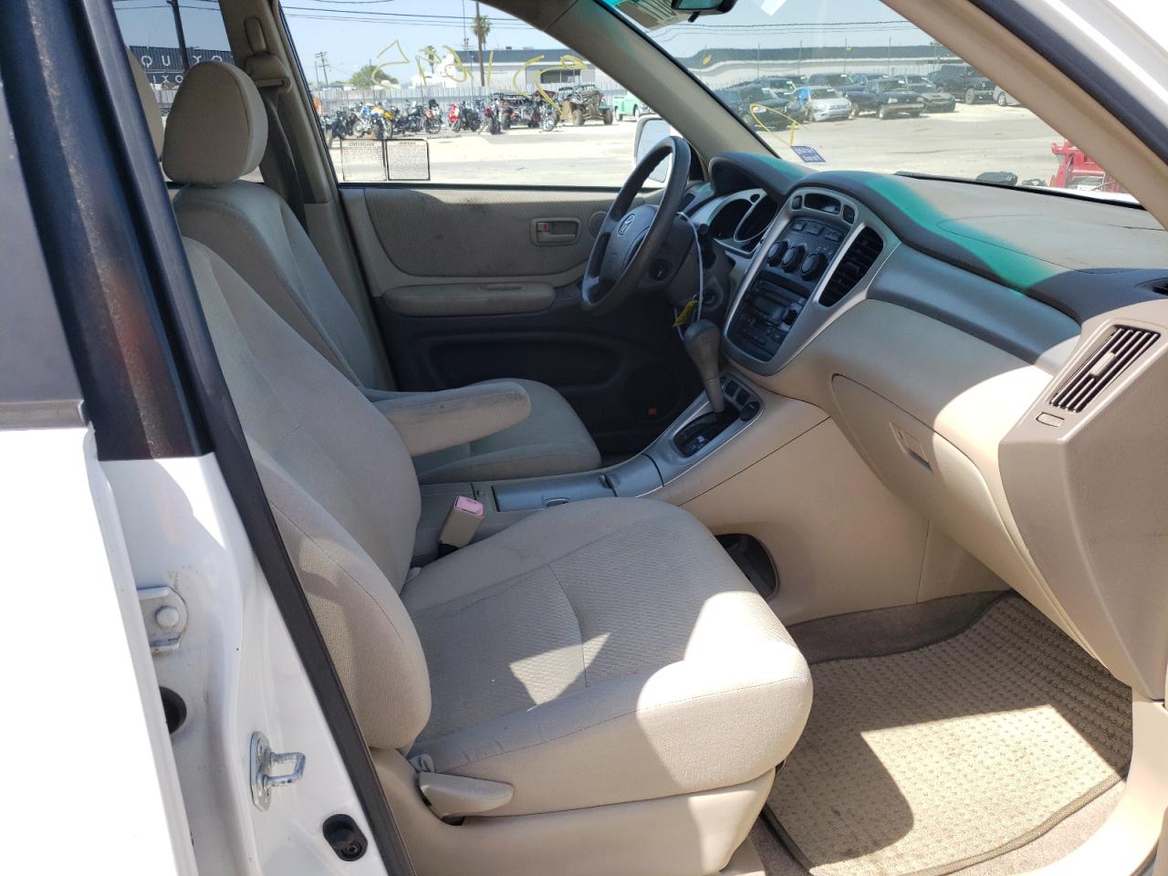 Photo 5 from auction – 2005 TOYOTA HIGHLANDER with VIN JTEDP21A950053671