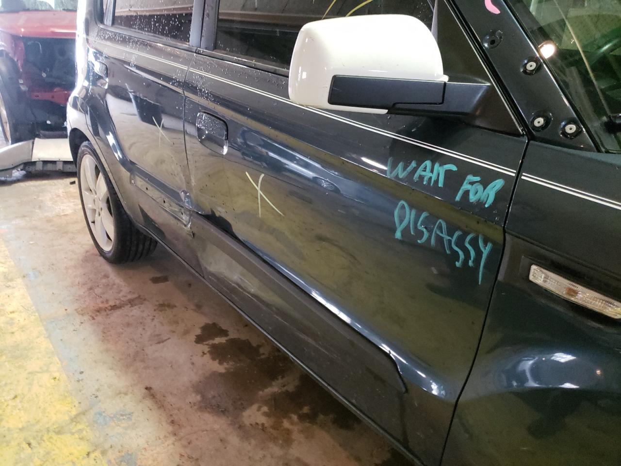 Photo 9 from auction – 2010 KIA SOUL + with VIN KNDJT2A22A7069871
