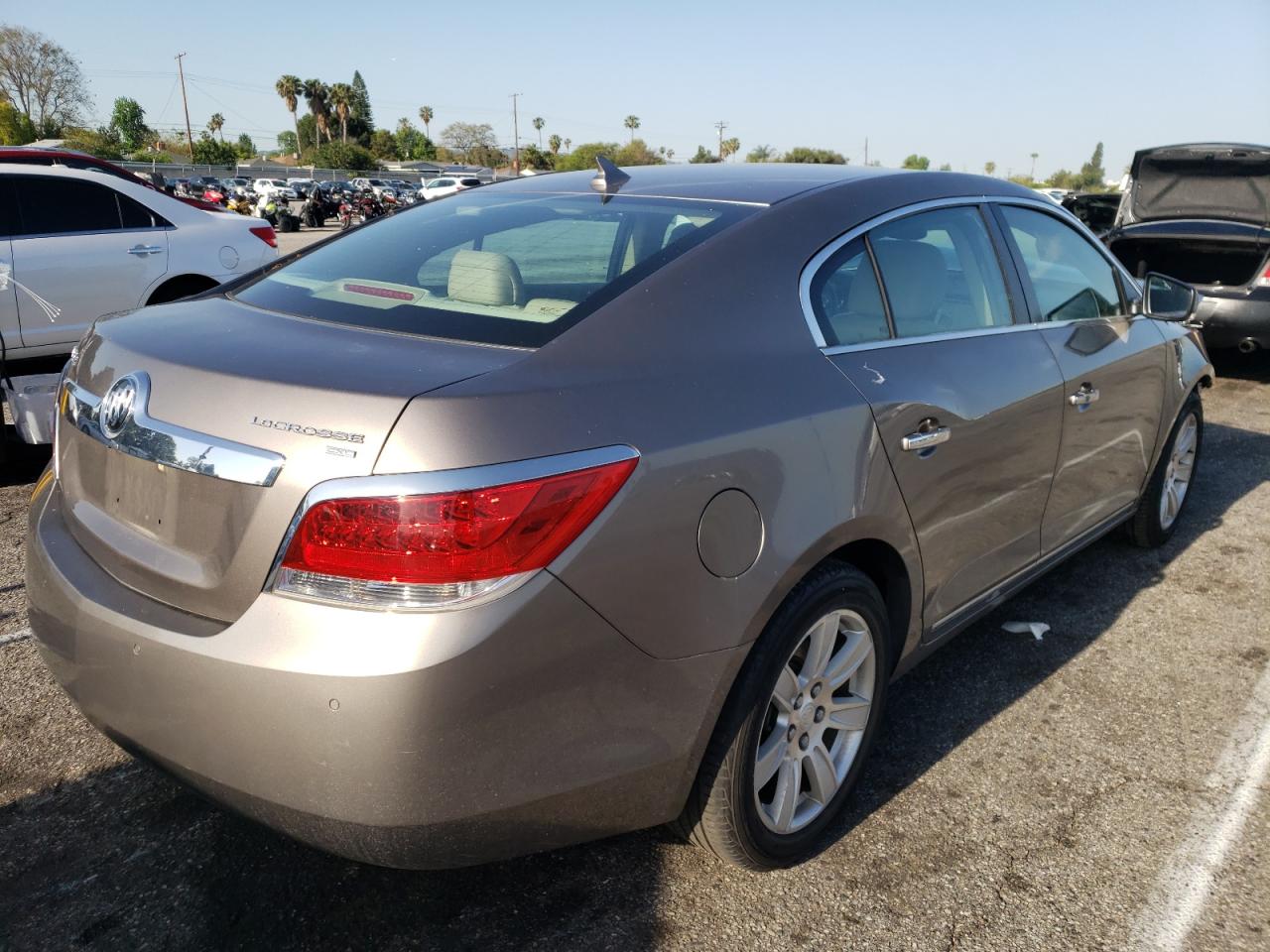 Photo 4 from auction – 2010 BUICK LACROSSE C with VIN 1G4GC5GG0AF213577