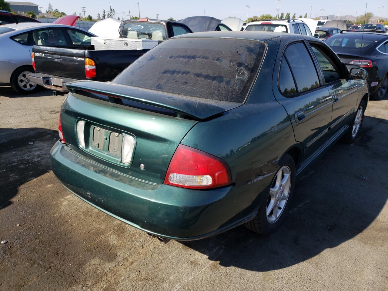 Photo 4 from auction – 2000 NISSAN SENTRA SE with VIN 3N1BB51D6YL100557