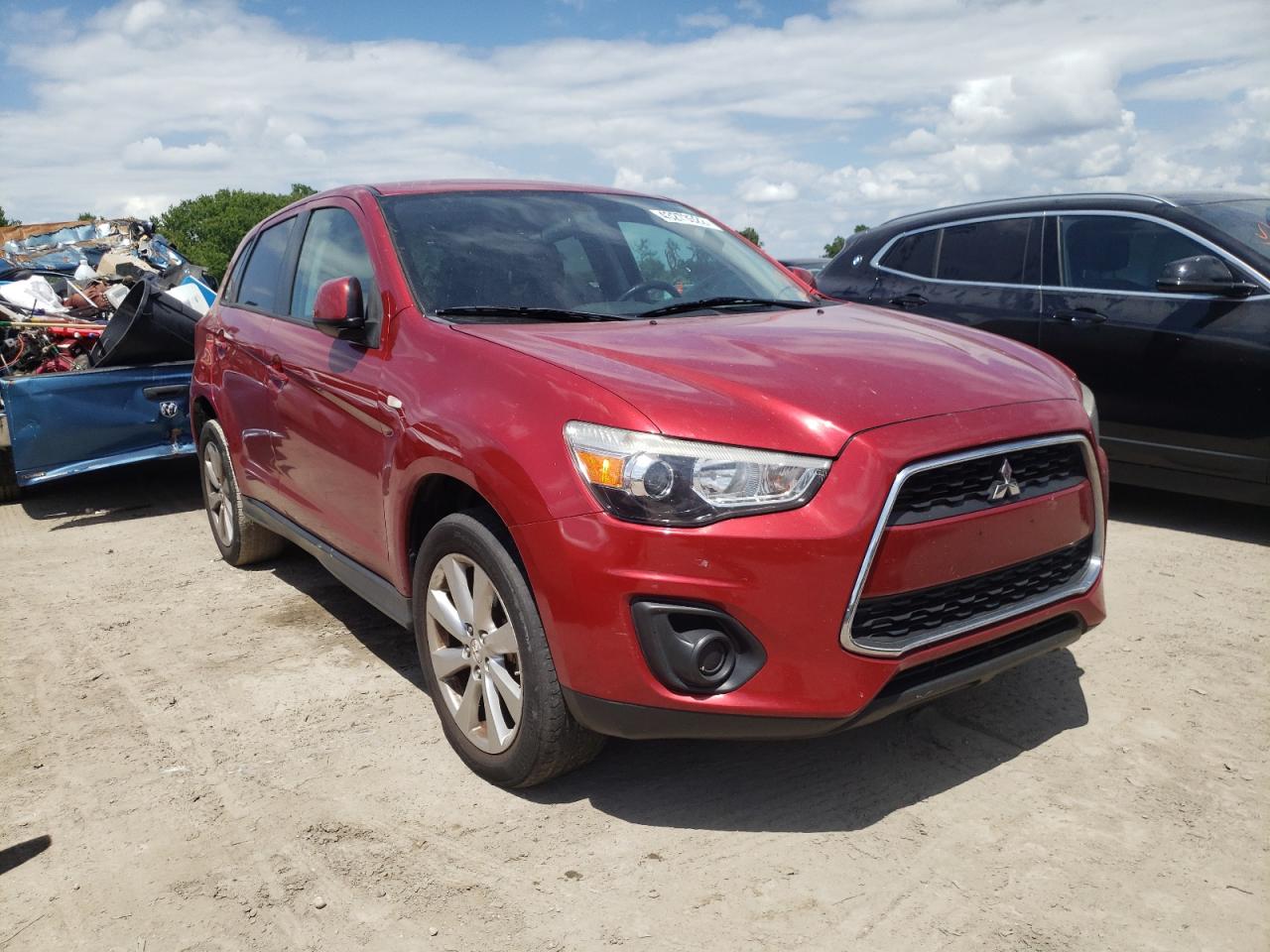 MITSUBISHI OUTLANDER 2015 with VIN 4A4AP3AU9FE028385 - Photo from auction