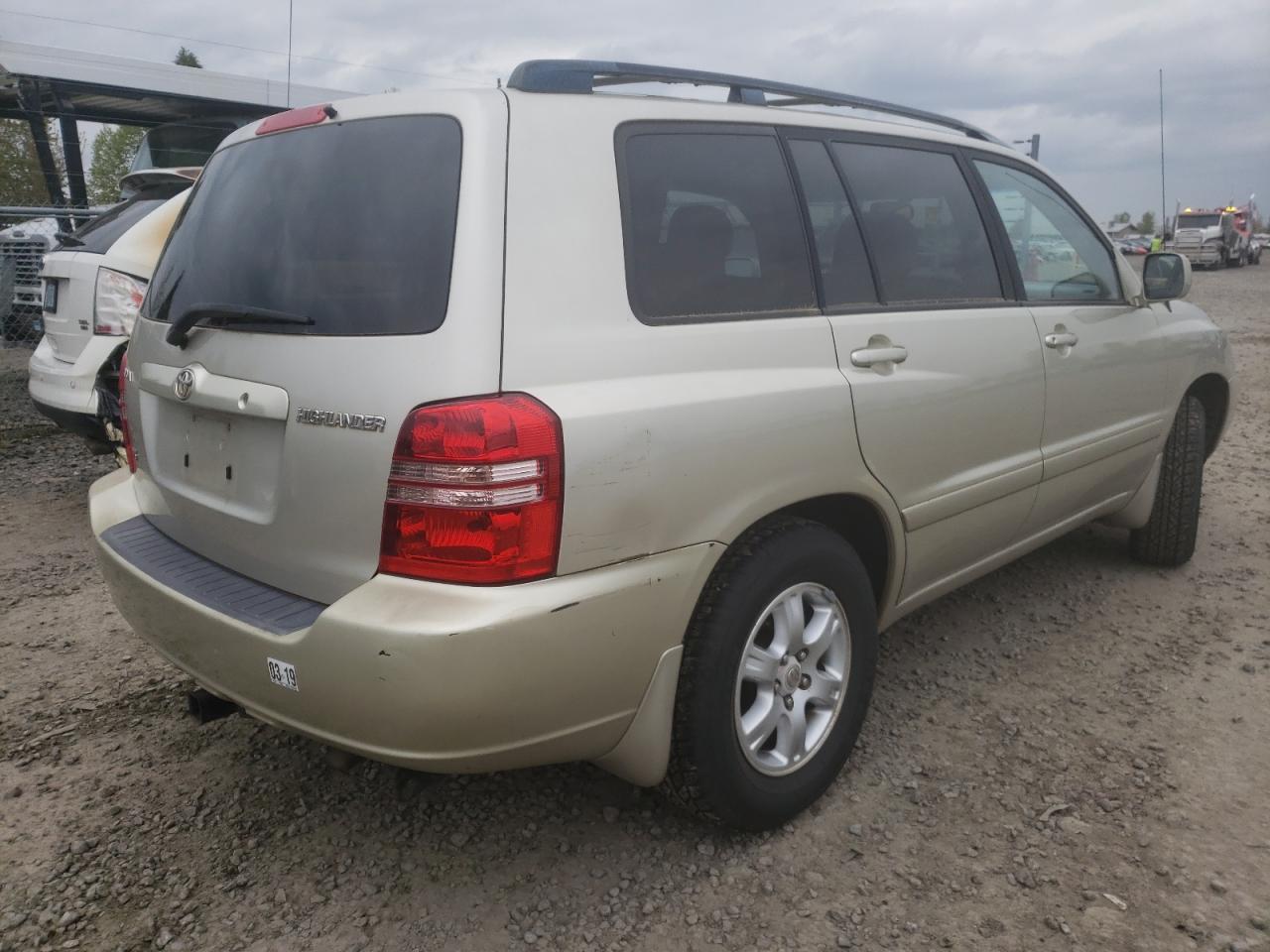Photo 4 from auction – 2003 TOYOTA HIGHLANDER with VIN JTEGF21A830078669