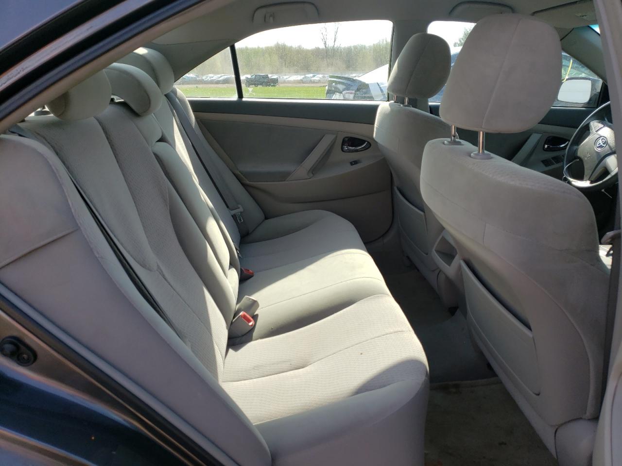 Photo 6 from auction – 2010 TOYOTA CAMRY BASE with VIN 4T4BF3EK7AR005646