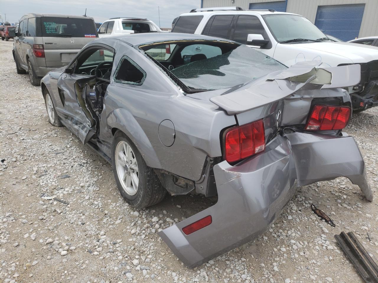 Photo 3 from auction – 2007 FORD MUSTANG with VIN 1ZVFT80NX75279477