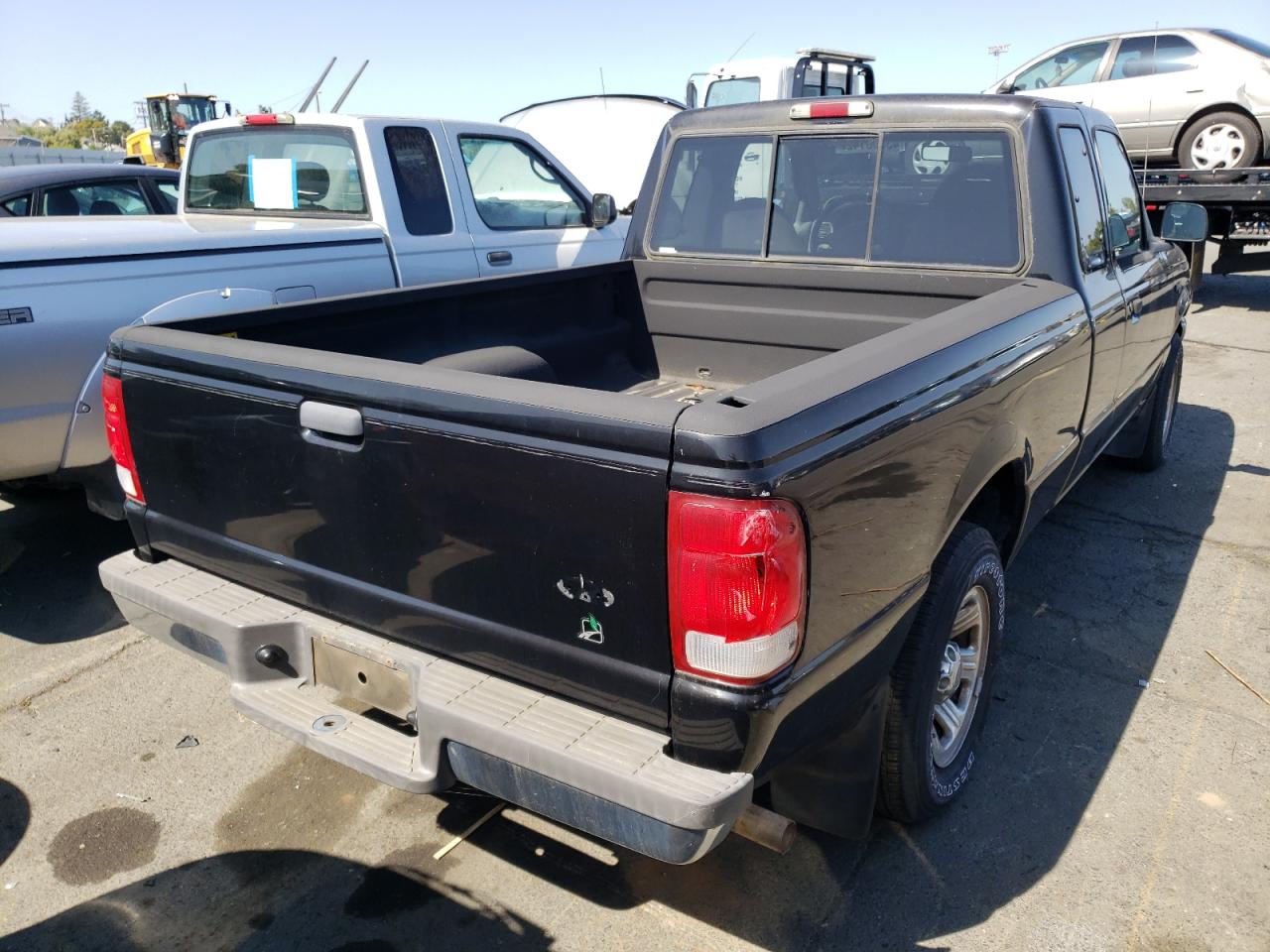 Photo 4 from auction – 2000 FORD RANGER with VIN 1FTYR14V2YTB17125