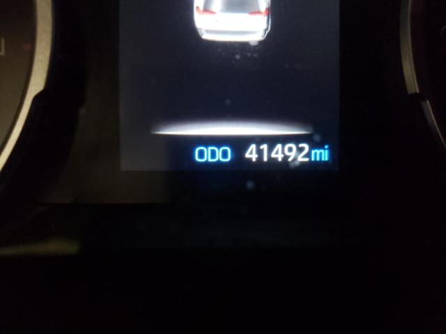 Photo 8 from auction – 2019 TOYOTA RAV4 LE with VIN 2T3F1RFV4KW078780