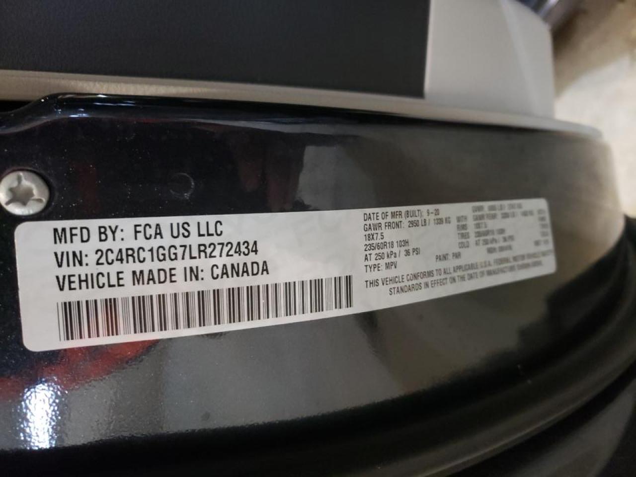 Photo 10 from auction – 2020 CHRYSLER PACIFICA L with VIN 2C4RC1GG7LR272434