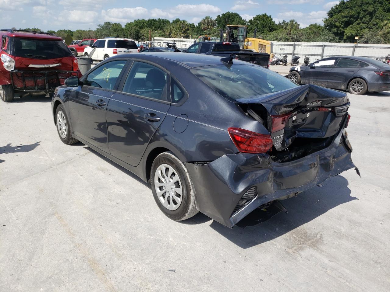 Photo 3 from auction – 2022 KIA FORTE FE with VIN 3KPF24AD5NE455311