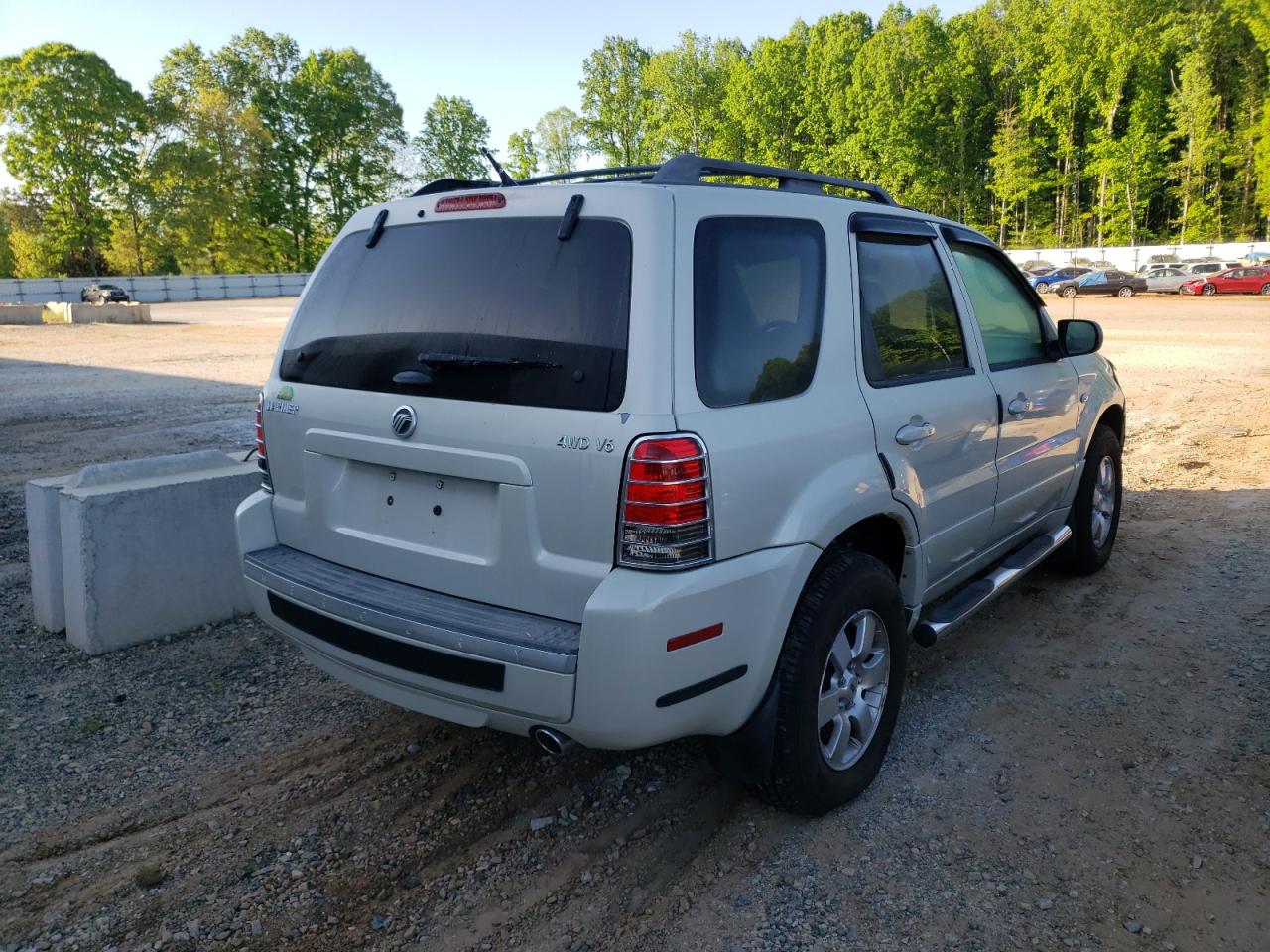 Photo 4 from auction – 2007 MERCURY MARINER LU with VIN 4M2YU91147KJ00162