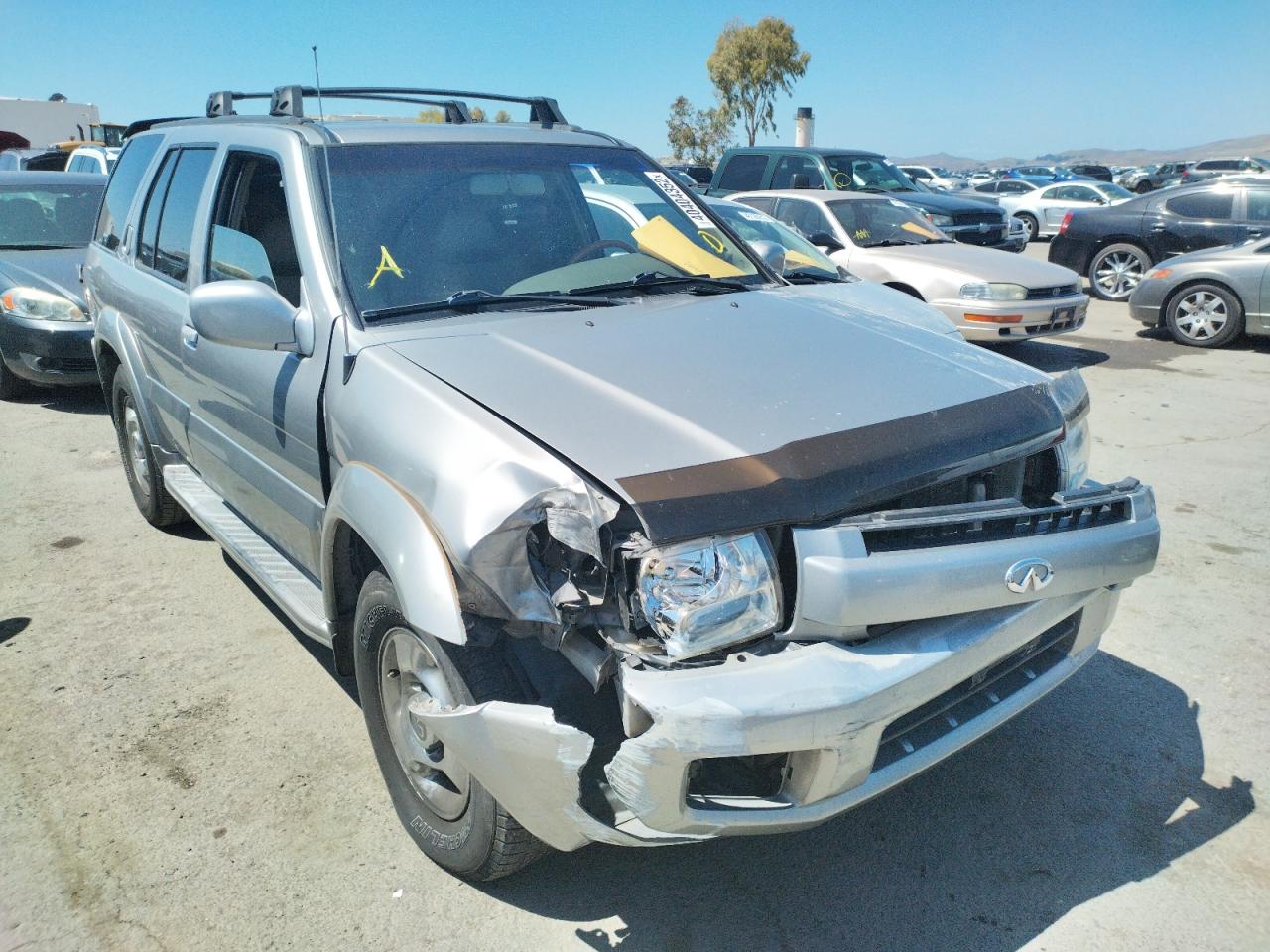 INFINITI QX4 2001 with VIN JNRDR09Y71W218077 - Photo from auction