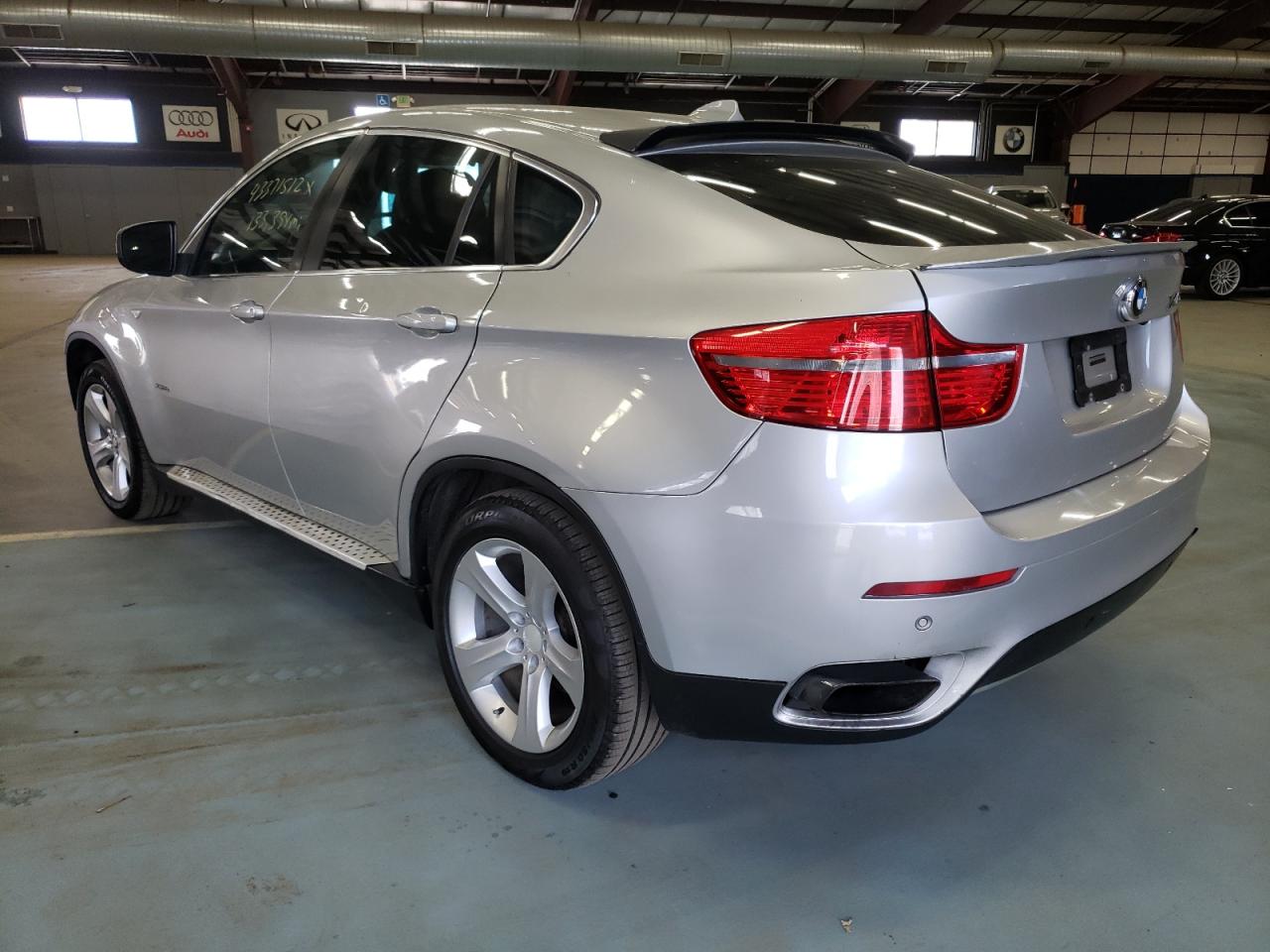 Photo 3 from auction – 2011 BMW X6 XDRIVE5 with VIN 5UXFG8C51BLZ96064