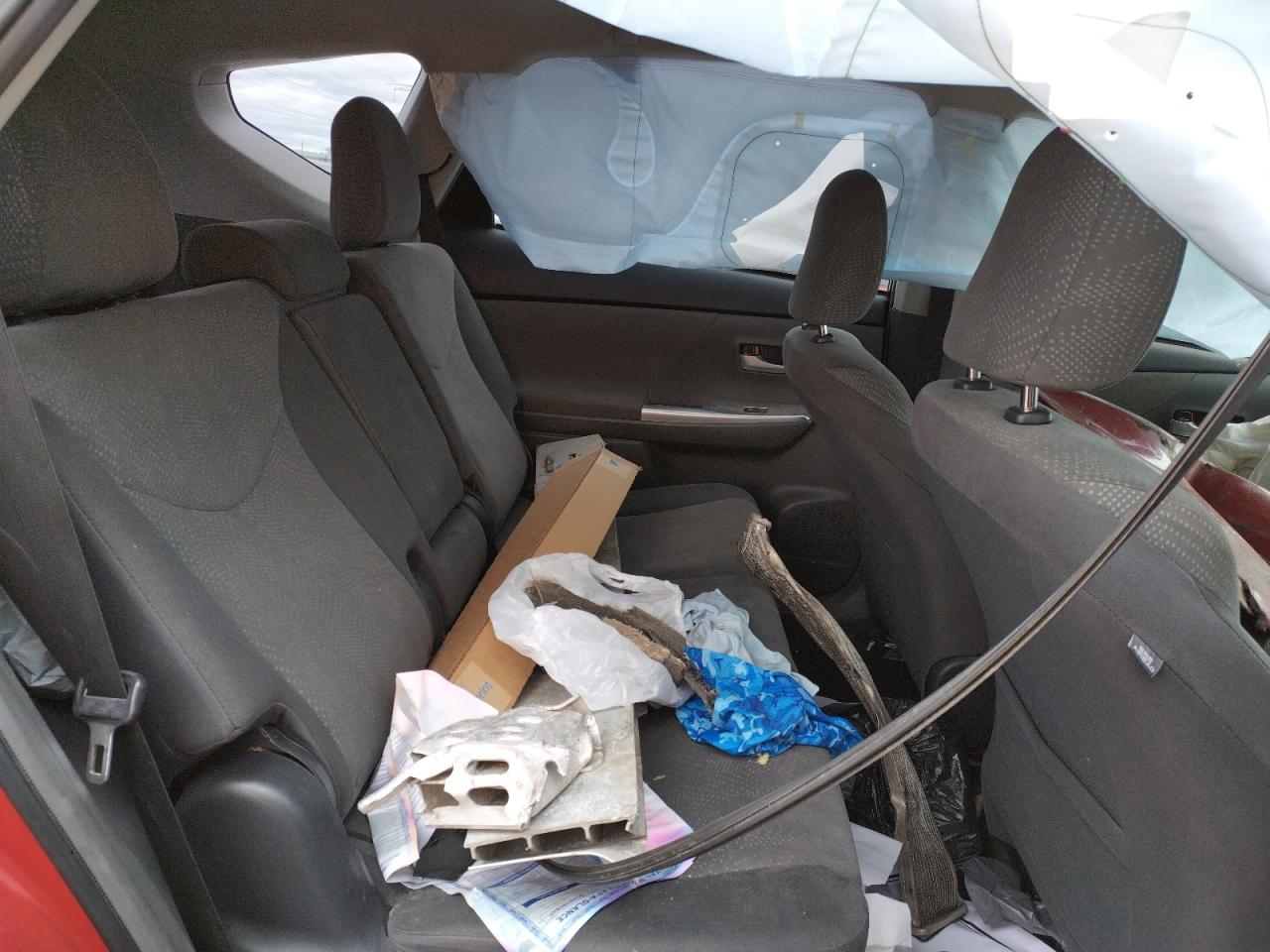 Photo 6 from auction – 2012 TOYOTA PRIUS V with VIN JTDZN3EU4C3129559
