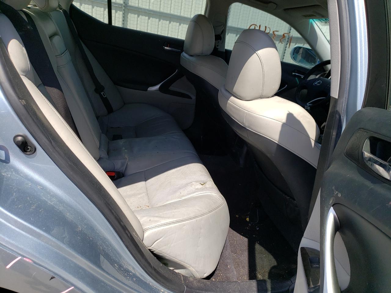 Photo 6 from auction – 2010 LEXUS IS 250 with VIN JTHBF5C2XA5128752