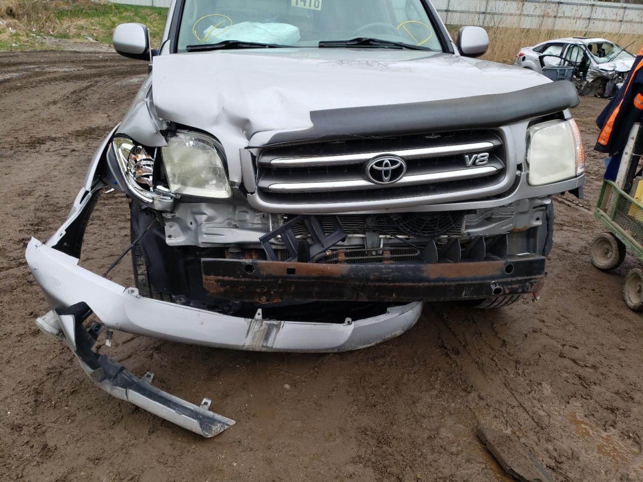 Photo 9 from auction – 2003 TOYOTA SEQUOIA LI with VIN 5TDBT48A13S173290