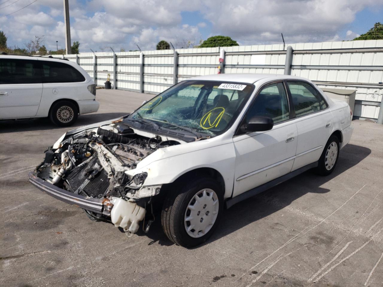 Photo 2 from auction – 2001 HONDA ACCORD with VIN 1HGCG56451A090629