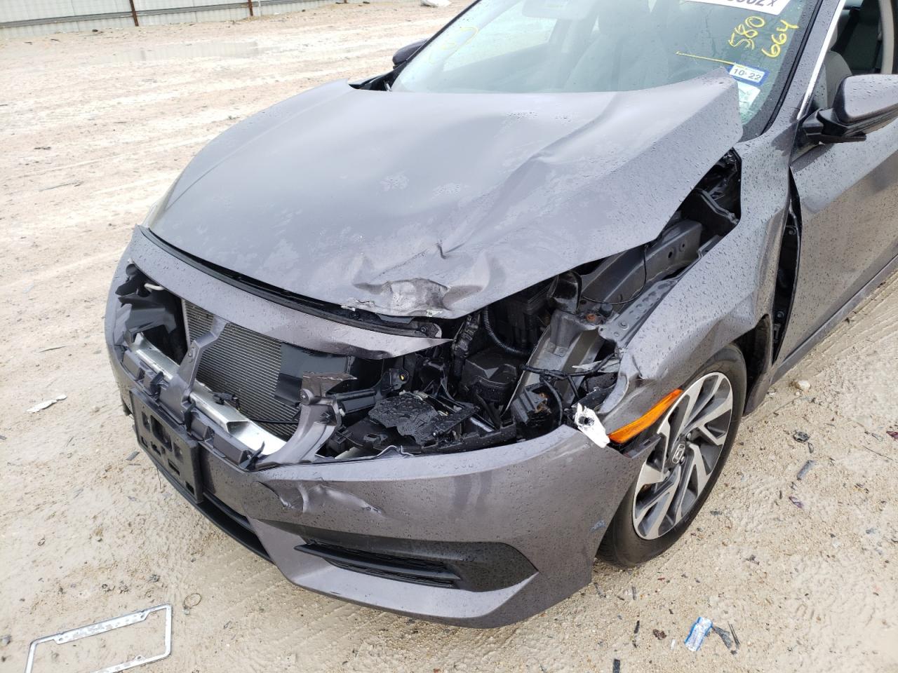 Photo 9 from auction – 2018 HONDA CIVIC EX with VIN 2HGFC2F7XJH580664